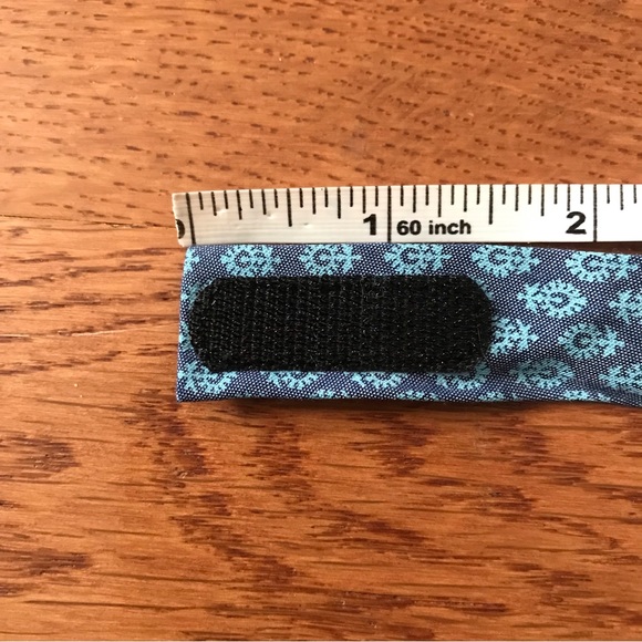 Boy’s Velcro Bowtie in Light Blue Print Pattern - Picture 5 of 7